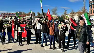 Baas Rejimi Düştü, Kutlamalar Başladı!