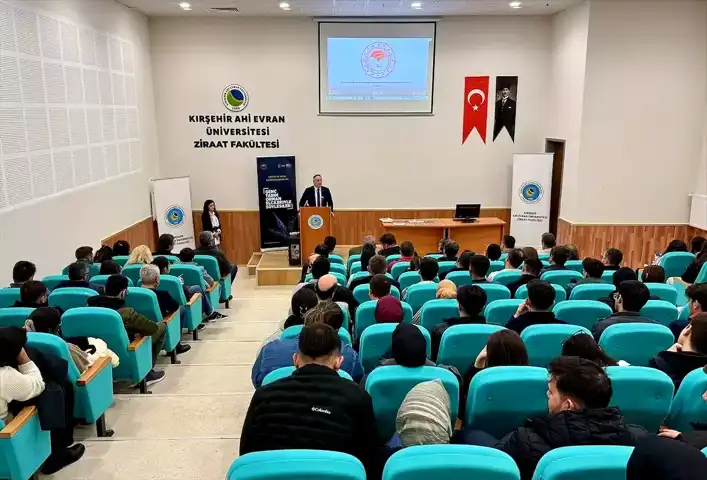 Kırşehir'de Genç Tarım Orman Elçileri Buluştu