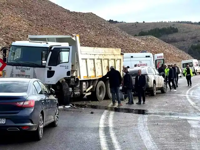 Kırşehir'de Buzlanma: 4 Kişi Yaralandı